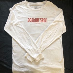 Parks Project - M - Joshua Tree Graphic tee